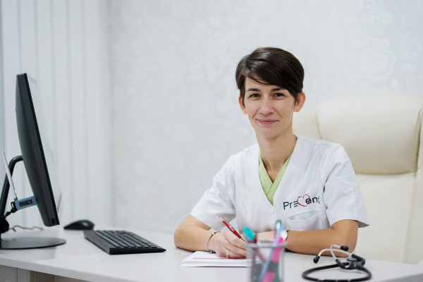 Dr. Erika Jenei